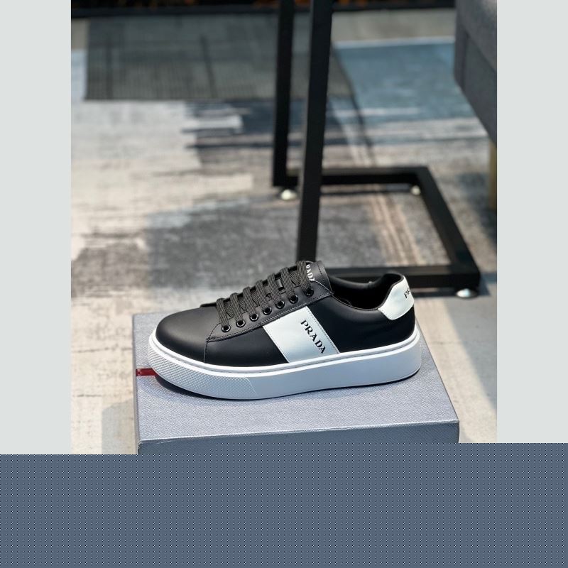 Pra*a sneakers